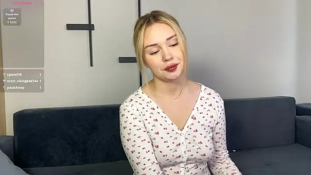 StellaSweetTrouble online show from 02.22.26