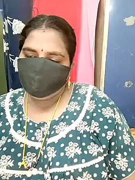 Snapshot of sirisha__9 chatting on 06.15.26 sirisha 9 online show from 06.15.26