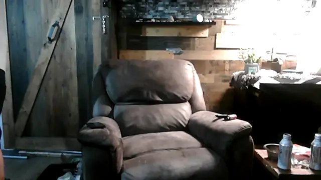 Snapshot of MISTERANDDEMI chatting on 05.31.26 MISTERANDDEMI online show from 05.31.26
