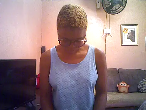 QUEENSasha27 online show from 01.06.26