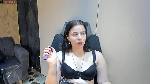 ChannelWhitee  online show from 02.01.26