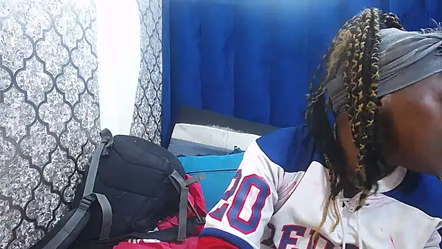 DarkBeauty33 online show from 01.15.26