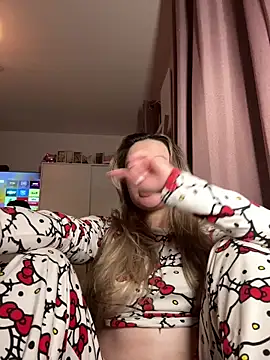 LilyLuck  online show from 12.23.25