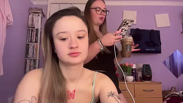 Snapshot of LilyLuck_ chatting on 02.19.26 LilyLuck online show from 02.19.26