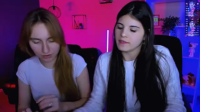 Snapshot of lizzie_boom_ chatting on 02.02.26 lizzie boom online show from 02.02.26