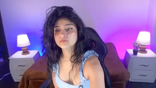 Snapshot of hannaa_cute chatting on 07.24.26 hannaa cute online show from 07.24.26