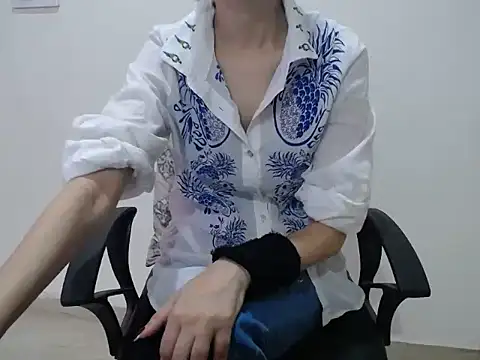 Farhana beautyfull online show from 03.24.26