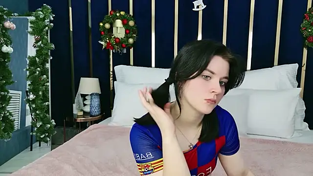 Snapshot of Milana_Cold chatting on 01.06.26 Milana Cold online show from 01.06.26