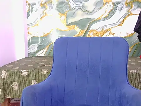 bold-smirthii online show from 12.21.25