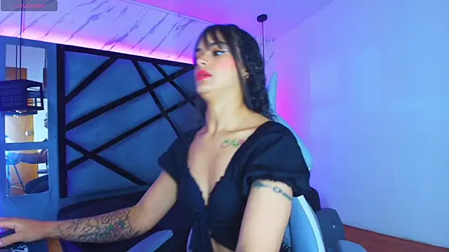 Snapshot of Lili_Evanss chatting on 02.02.26 Lili Evanss online show from 02.02.26