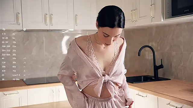 TyraEspina online show from 01.09.26