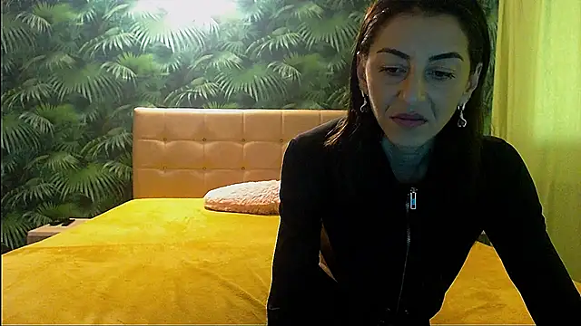 Stella John online show from 12.19.24