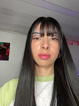 junorise23 online show from 04.14.26