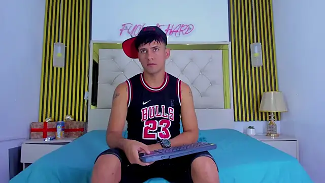 Sweet kevin1 online show from 01.10.26