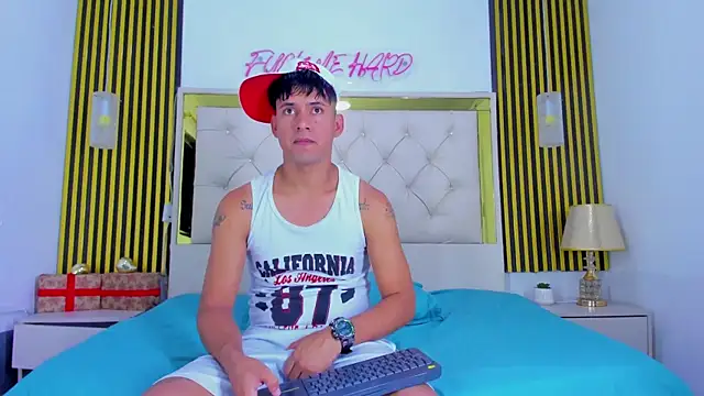 Sweet kevin1 online show from 01.11.26