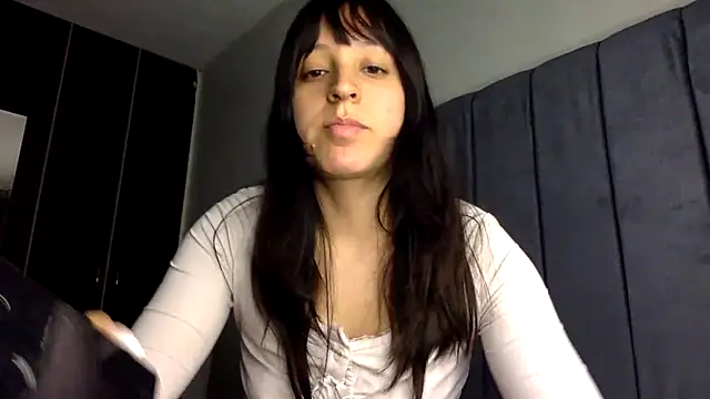 Snapshot of Sofii_unicorn chatting on 05.22.26 Sofii unicorn online show from 05.22.26