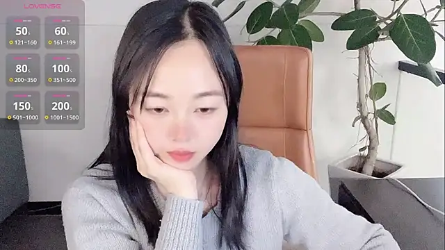 Yuer-77 online show from 02.07.26