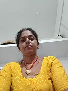 Snapshot of Mahima_rani34 chatting on 06.15.26 Mahima rani34 online show from 06.15.26