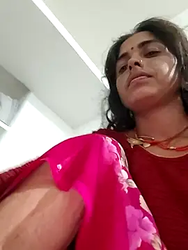 Snapshot of Mahima_rani34 chatting on 07.28.26 Mahima rani34 online show from 07.28.26