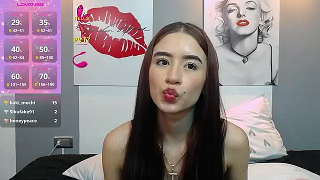 Snapshot of priya_tara chatting on 01.05.26 priya tara online show from 01.05.26