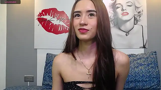 Snapshot of priya_tara chatting on 02.03.26 priya tara online show from 02.03.26