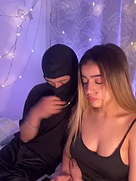 cute emmma online show from 01.18.26