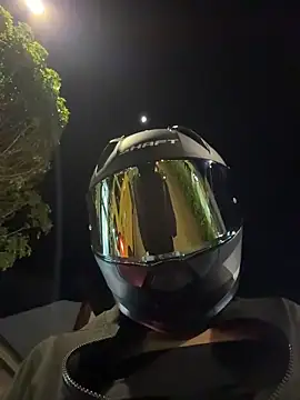 Snapshot of Ema_Rose_ chatting on 04.26.26 Ema Rose online show from 04.26.26
