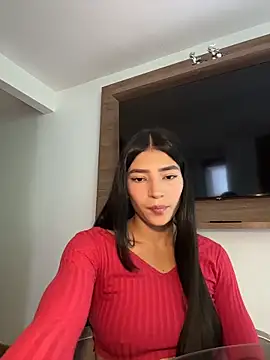 Snapshot of Ema_Rose_ chatting on 05.27.26 Ema Rose online show from 05.27.26