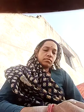 Karishma singh online show from 04.12.26