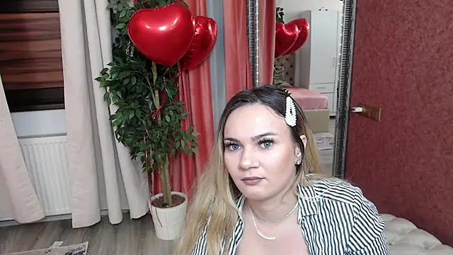 Snapshot of DaliaHaven chatting on 02.12.26 DaliaHaven online show from 02.12.26