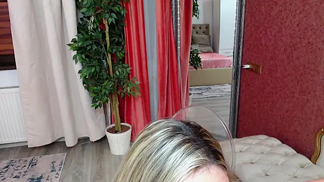 Snapshot of DaliaHaven chatting on 02.20.26 DaliaHaven online show from 02.20.26