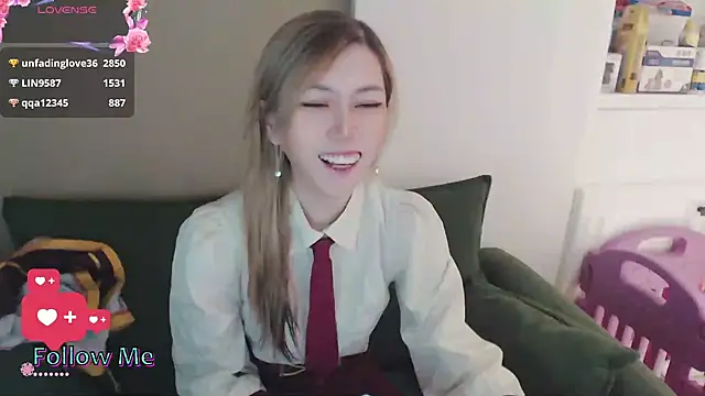 whitecat13 online show from 04.22.26