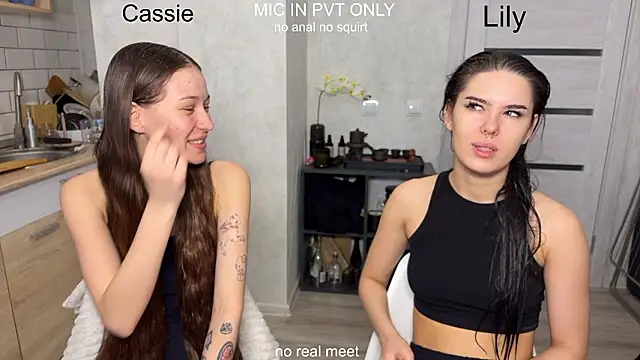 Snapshot of girls_secrets chatting on 02.02.26 girls secrets online show from 02.02.26