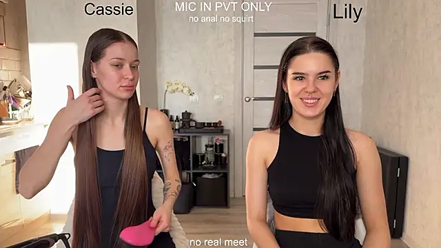 Snapshot of girls_secrets chatting on 02.11.26 girls secrets online show from 02.11.26