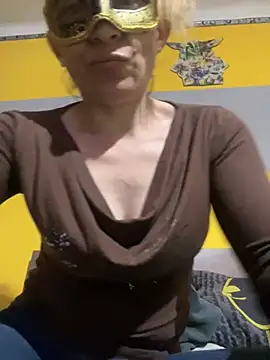 SexyMamiVee online show from 04.03.26