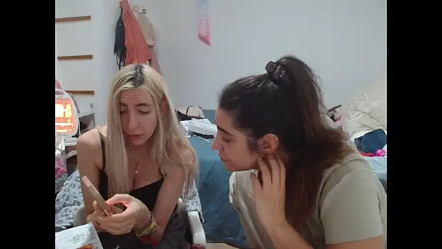 BarbieBlondieGirl online show from 01.11.26