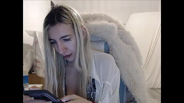 BarbieBlondieGirl online show from 02.24.26