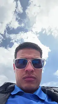 Latin Paisa Boy online show from 02.15.26