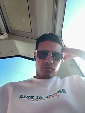 Latin Paisa Boy online show from 02.28.26