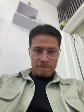 Latin Paisa Boy online show from 03.16.26