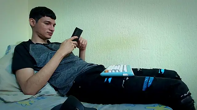 LeonS 20cm online show from 01.13.26