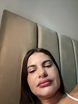 Irina Velvett online show from 04.19.26
