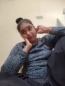 Snapshot of Anjli_hot44A chatting on 07.08.26 Anjli hot44A online show from 07.08.26