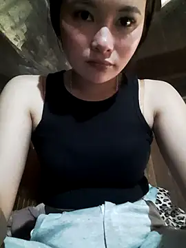 Snapshot of oh-july chatting on 03.04.26 oh-july online show from 03.04.26