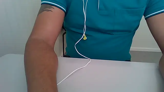 Snapshot of Moreno_Casado_Safado chatting on 07.07.26 Moreno Casado Safado online show from 07.07.26