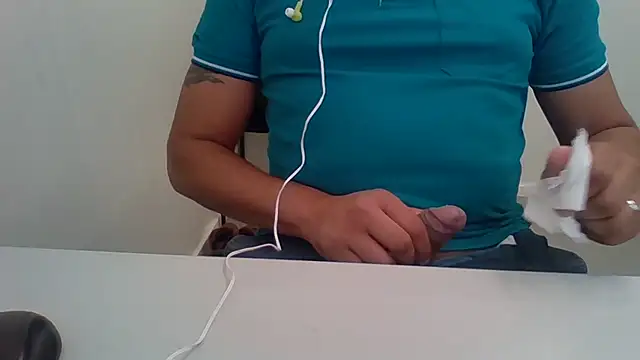 Snapshot of Moreno_Casado_Safado chatting on 07.27.26 Moreno Casado Safado online show from 07.27.26