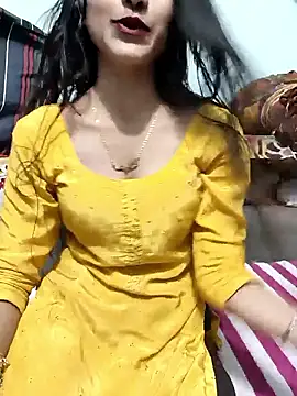 Yours-Zeenat online show from 02.21.26