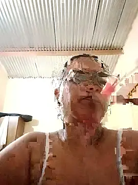 lucy henao  online show from 01.17.26