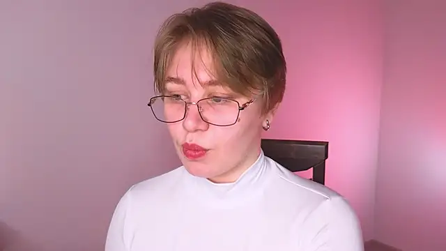 Snapshot of starsonthesky chatting on 02.16.26 starsonthesky online show from 02.16.26