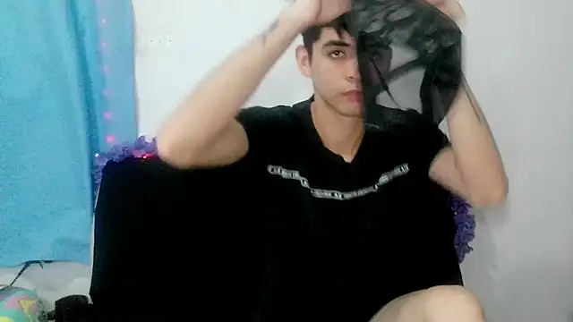 nico22love online show from 02.02.26